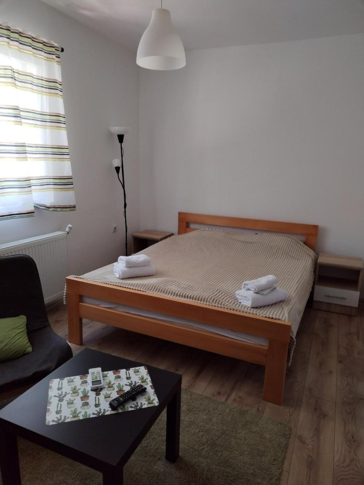 V & V Studio Apartments Ni Δωμάτιο φωτογραφία
